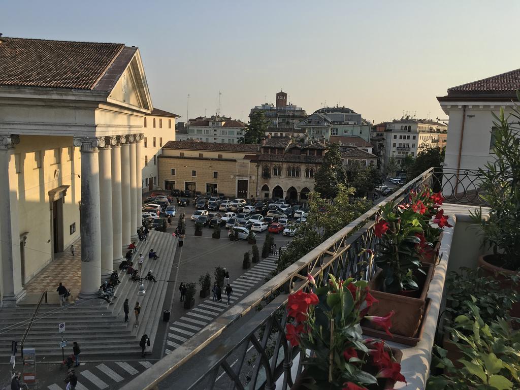 La Loggia Al Duomo - Treviso Apartment Exterior photo