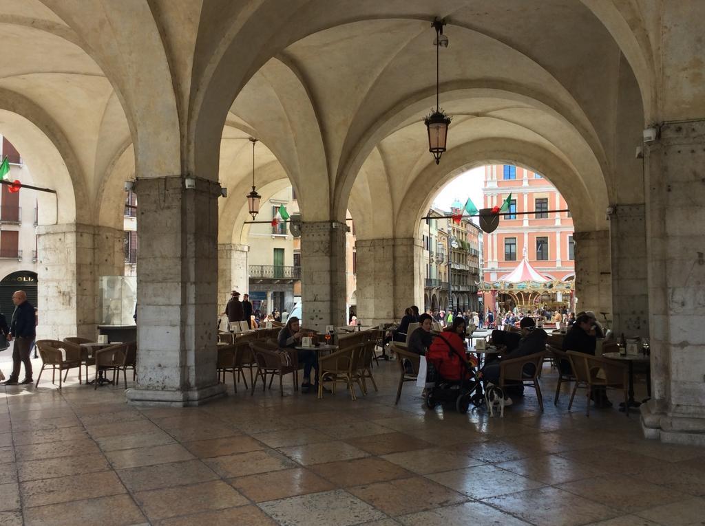 La Loggia Al Duomo - Treviso Apartment Exterior photo